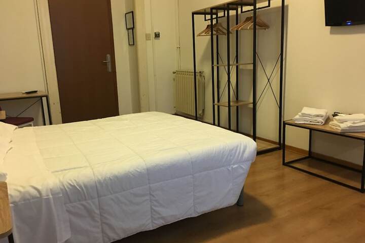 Room 26 of 36