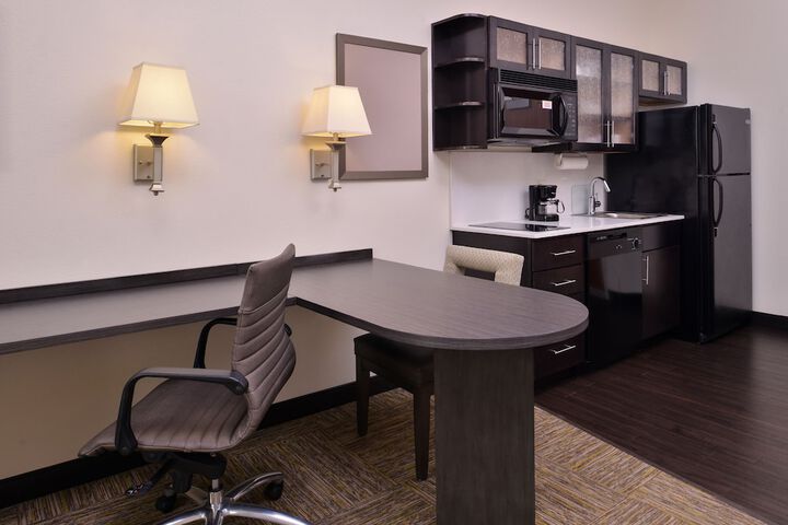 Room 10 of 61