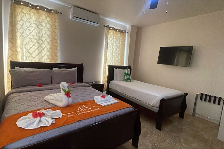 Room 42 of 107