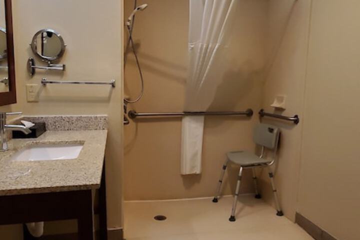Room 12 of 44