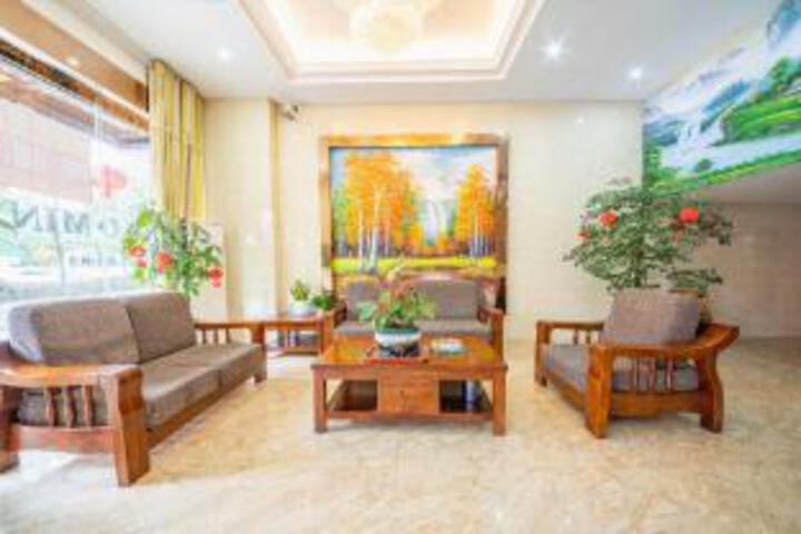 Yaomin Hotel