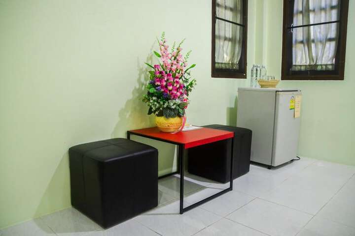 Room 33 of 95