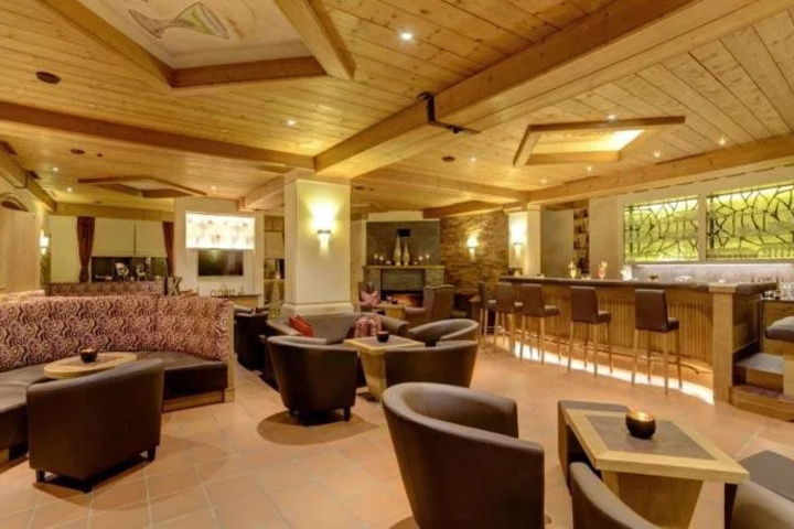 Hotel Interior 2 of 37