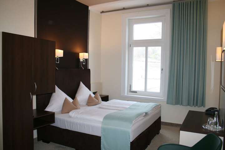 Room 14 of 43