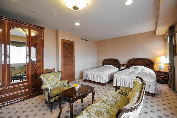 Photo 6