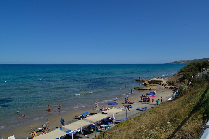 Beach 38 of 64