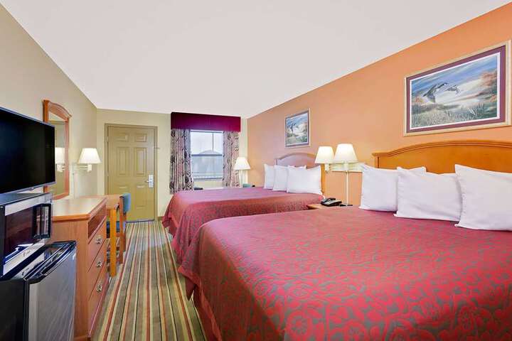 Guest room