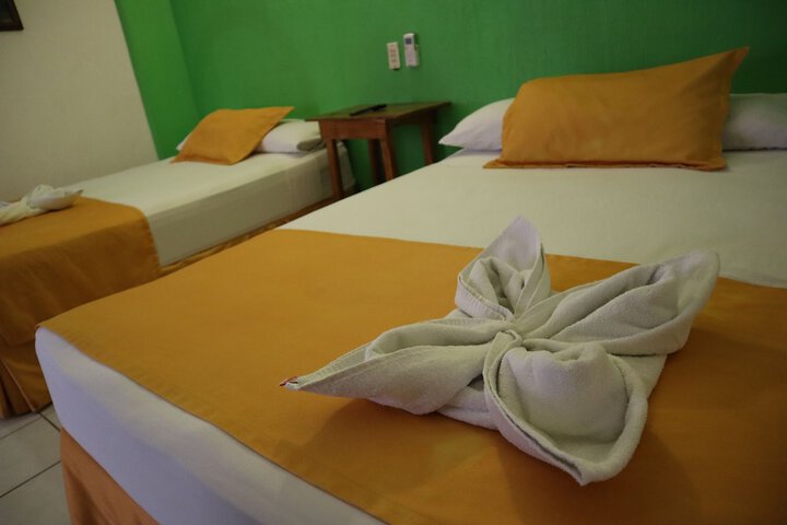 Room 17 of 28
