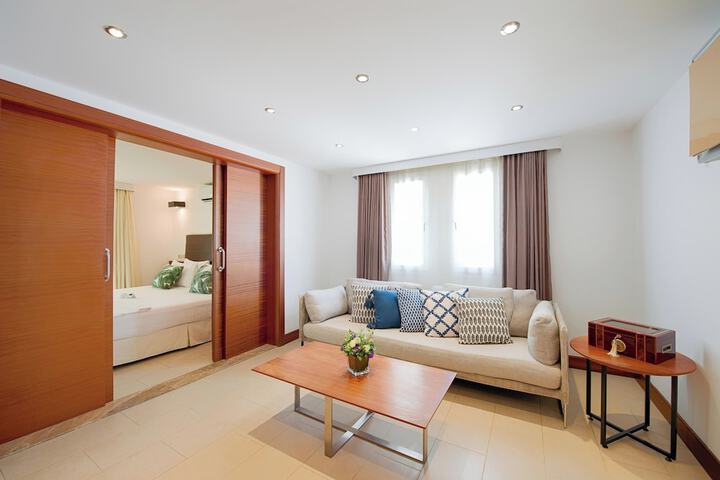 Room 10 of 50