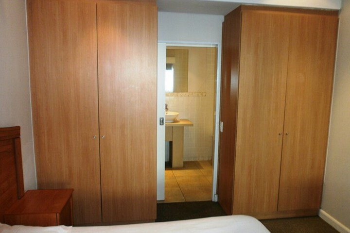 Room 3 of 26