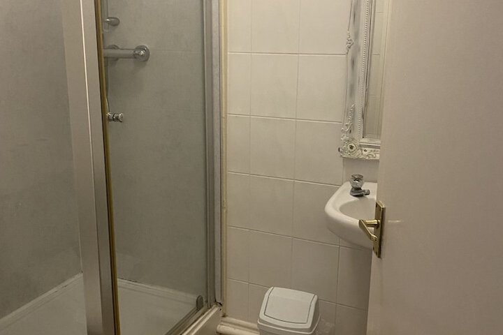 Room 13 of 15