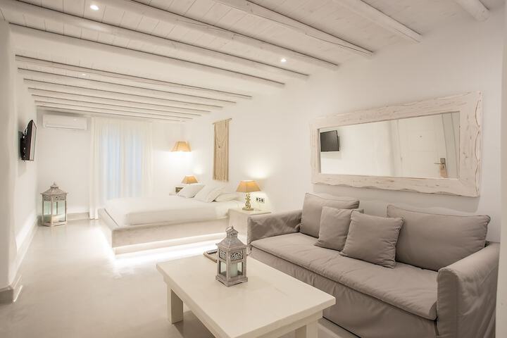 Room 35 of 108