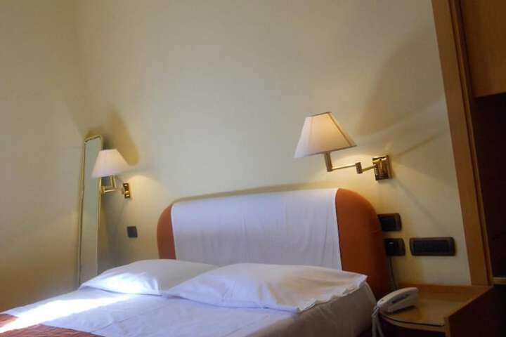 Room 13 of 55