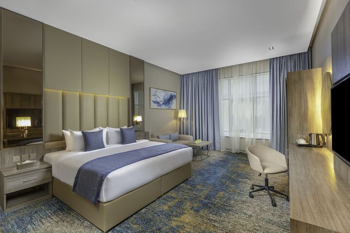 Room 14 of 40