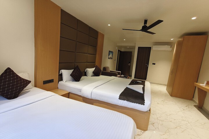 Room 46 of 90