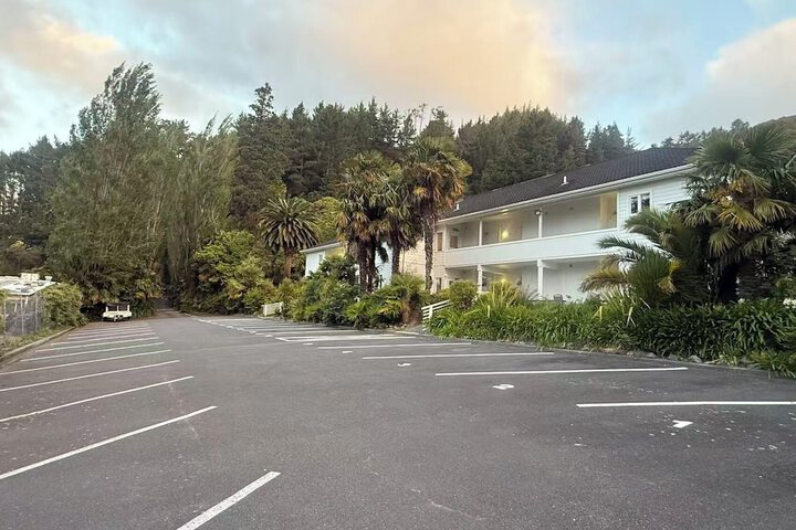Property Grounds 21 of 26