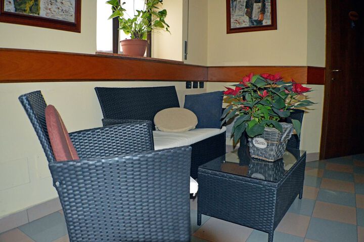 Hotel Interior 7 of 40