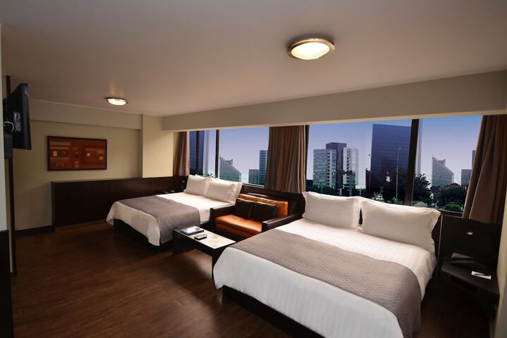 Room 19 of 46