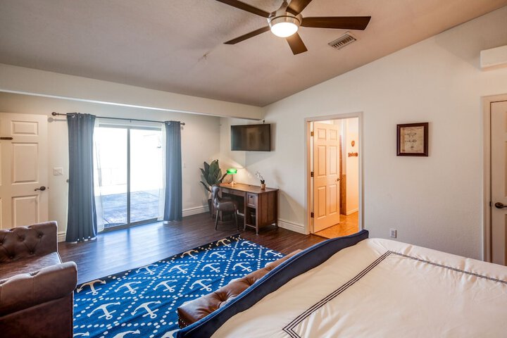 Room 20 of 40