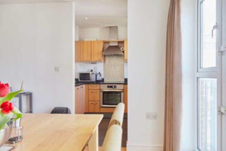 Room 5 of 14