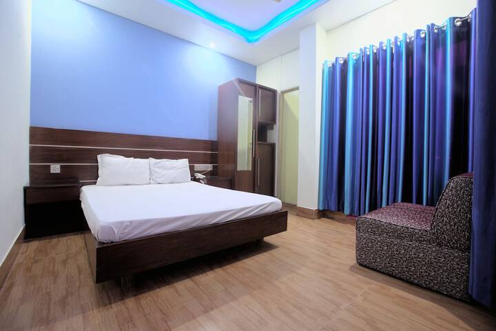 Room 8 of 21