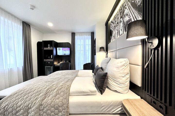 Room 48 of 194