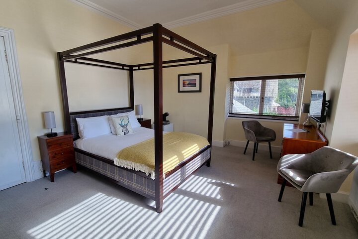 Room 12 of 69