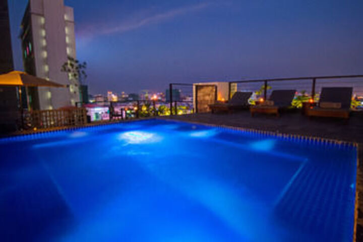 Pool 50 of 53