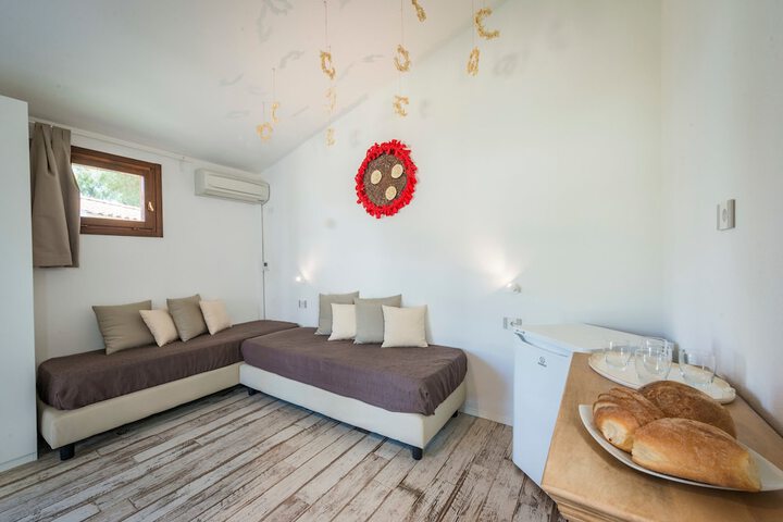 Room 30 of 74