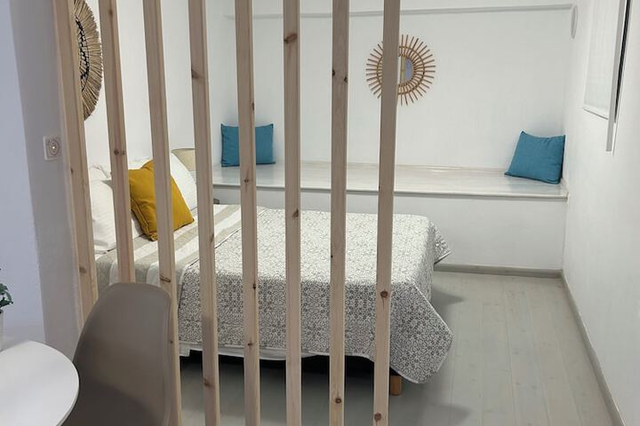 Room 17 of 58