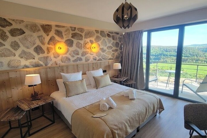 Room 18 of 30