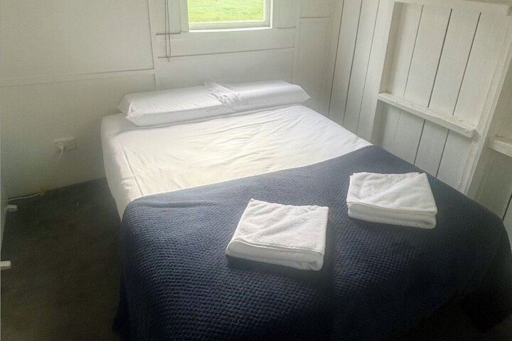 Room 5 of 31