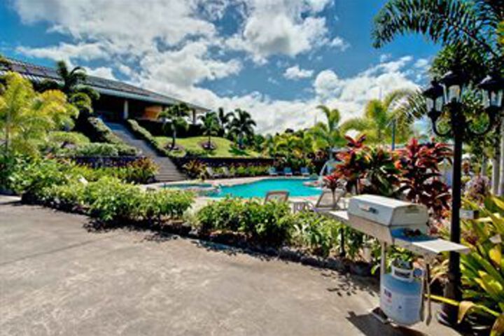 Pool 21 of 29
