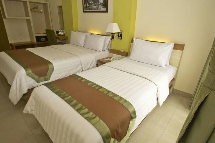 Room 8 of 21