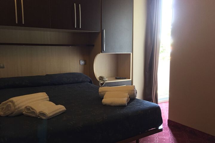 Room 31 of 69