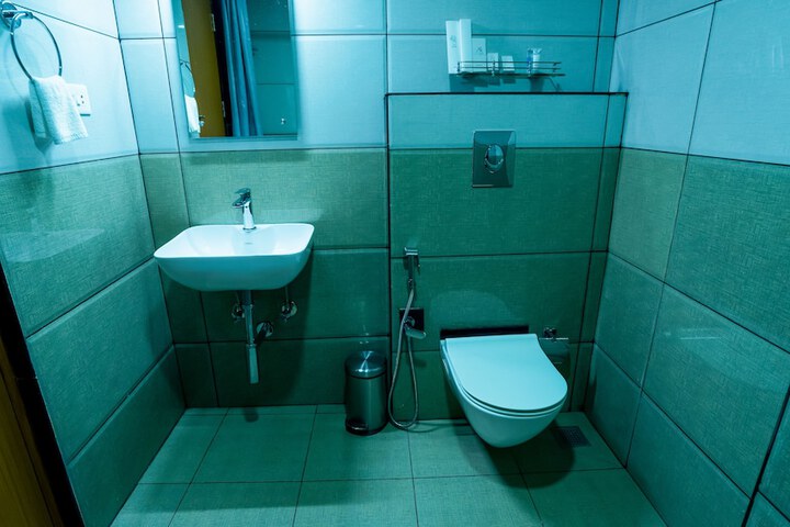 Room 26 of 55