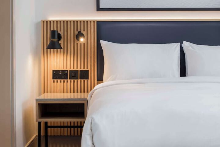 Room 20 of 75