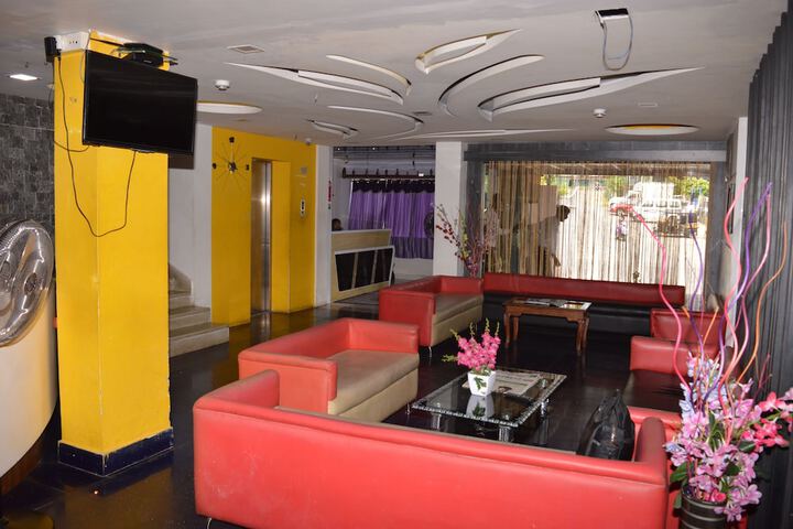 Hotel Interior 4 of 23