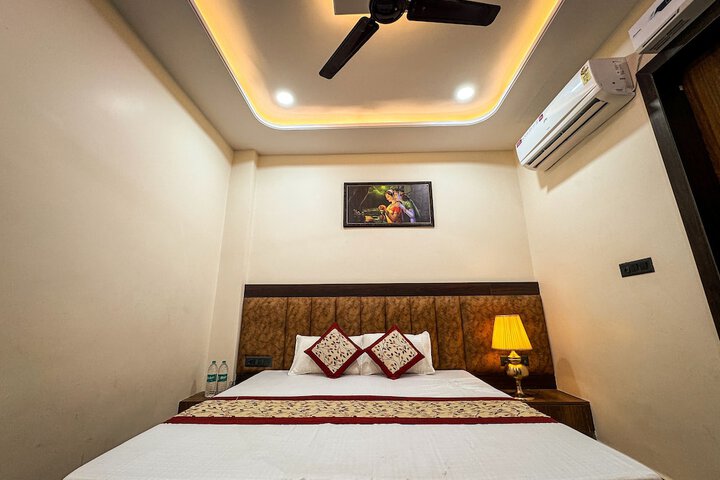 Room 6 of 43