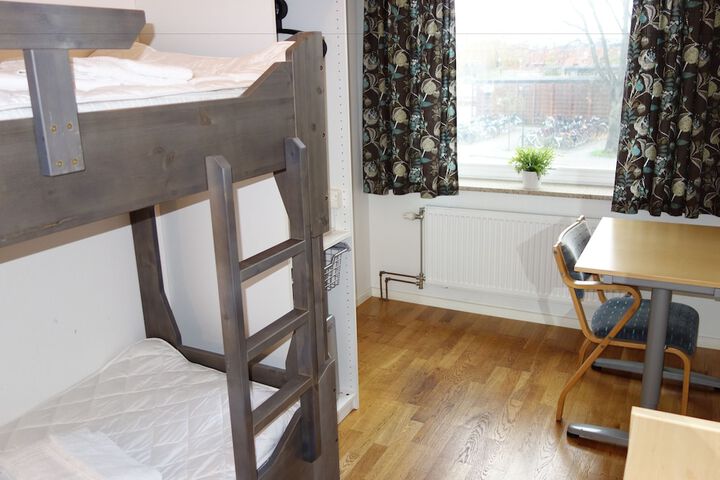 Room 12 of 81