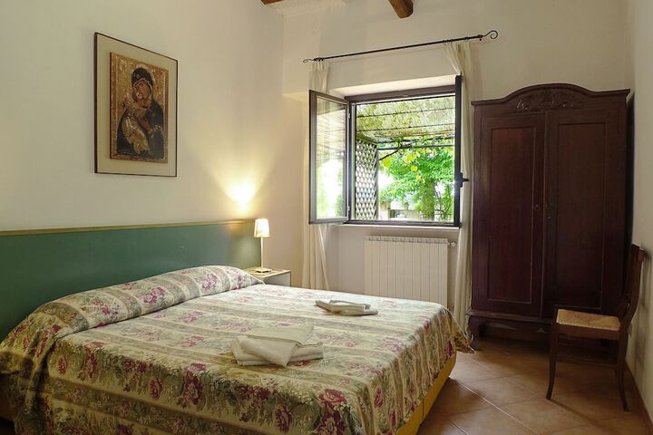 Room 21 of 21