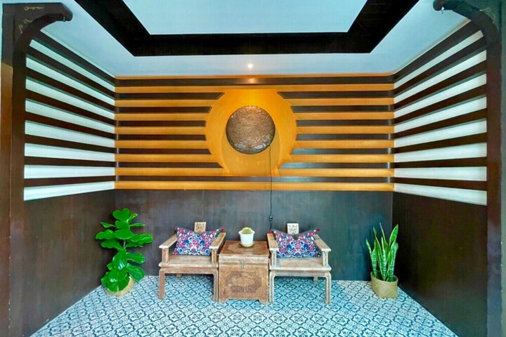 Room 36 of 85