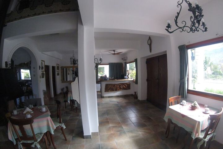 Hotel Portal del Santo
