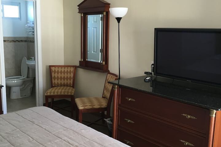 Room 5 of 41
