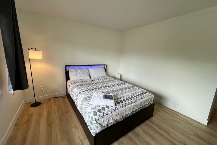 Room 8 of 70