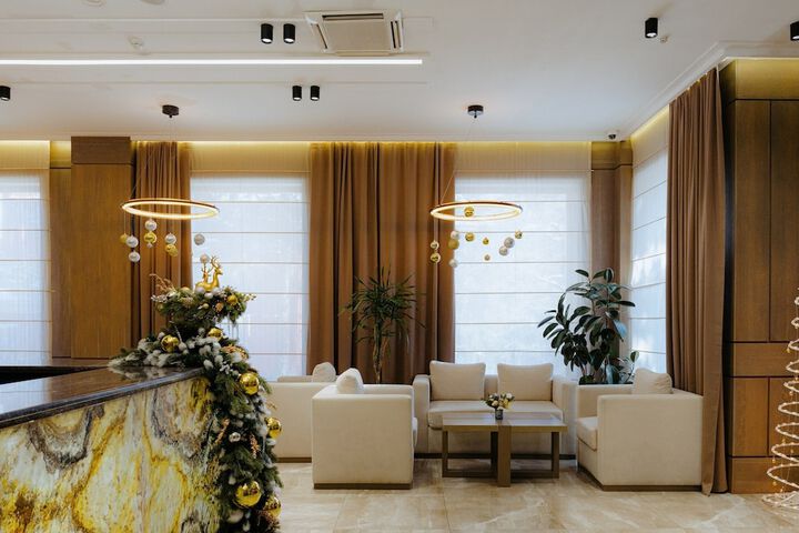 Hotel Interior 4 of 80