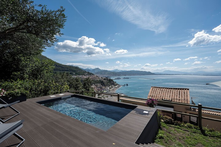 Pool 37 of 64
