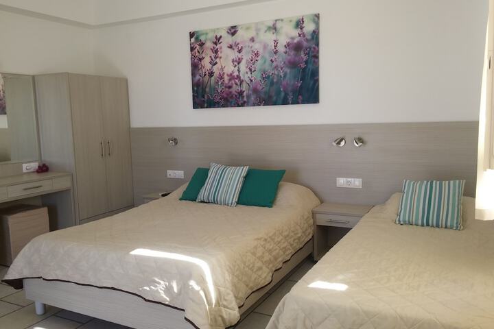 Room 7 of 52