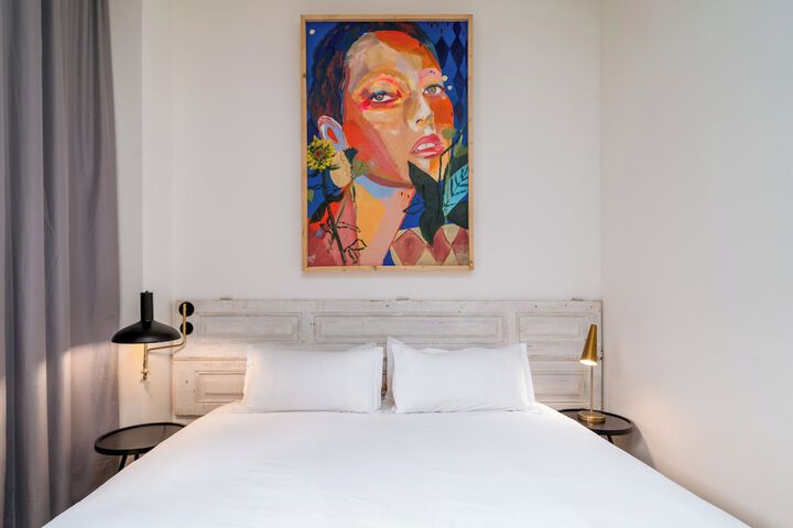 Room 40 of 74