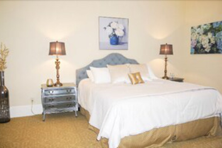 Room 30 of 53